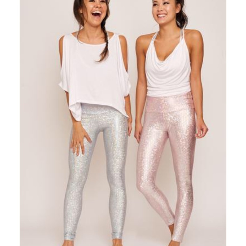 Emily Hsu pink opal mermaid scale leggings Small